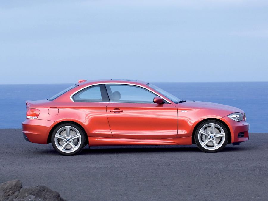  BMW 135i Coupe (E82) 2008 года  (фото 27 из 34)